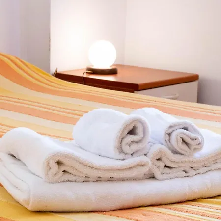 Apartment Cavour Codice E *